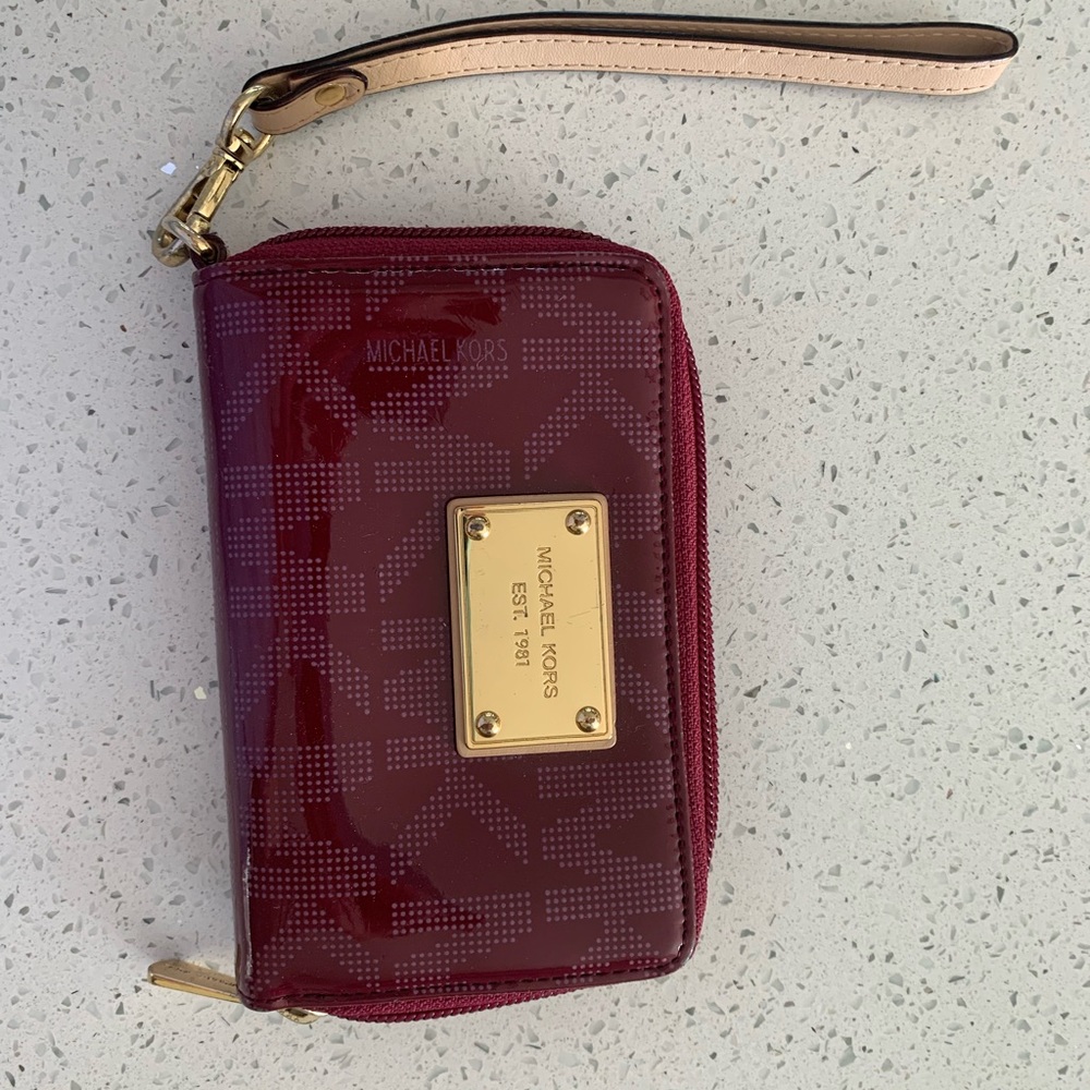 Michael Kors wallet, in great condition